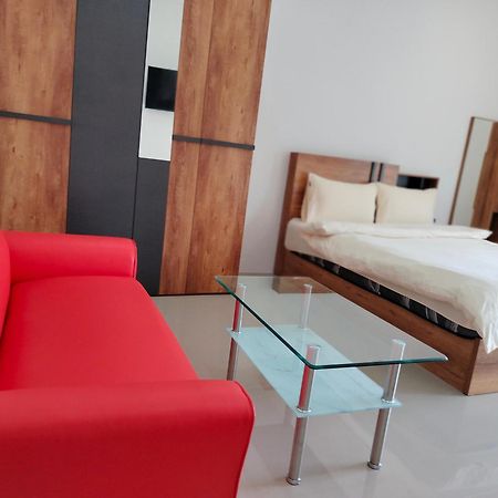 Taxim Residence Boutique Hotel Patong Kültér fotó