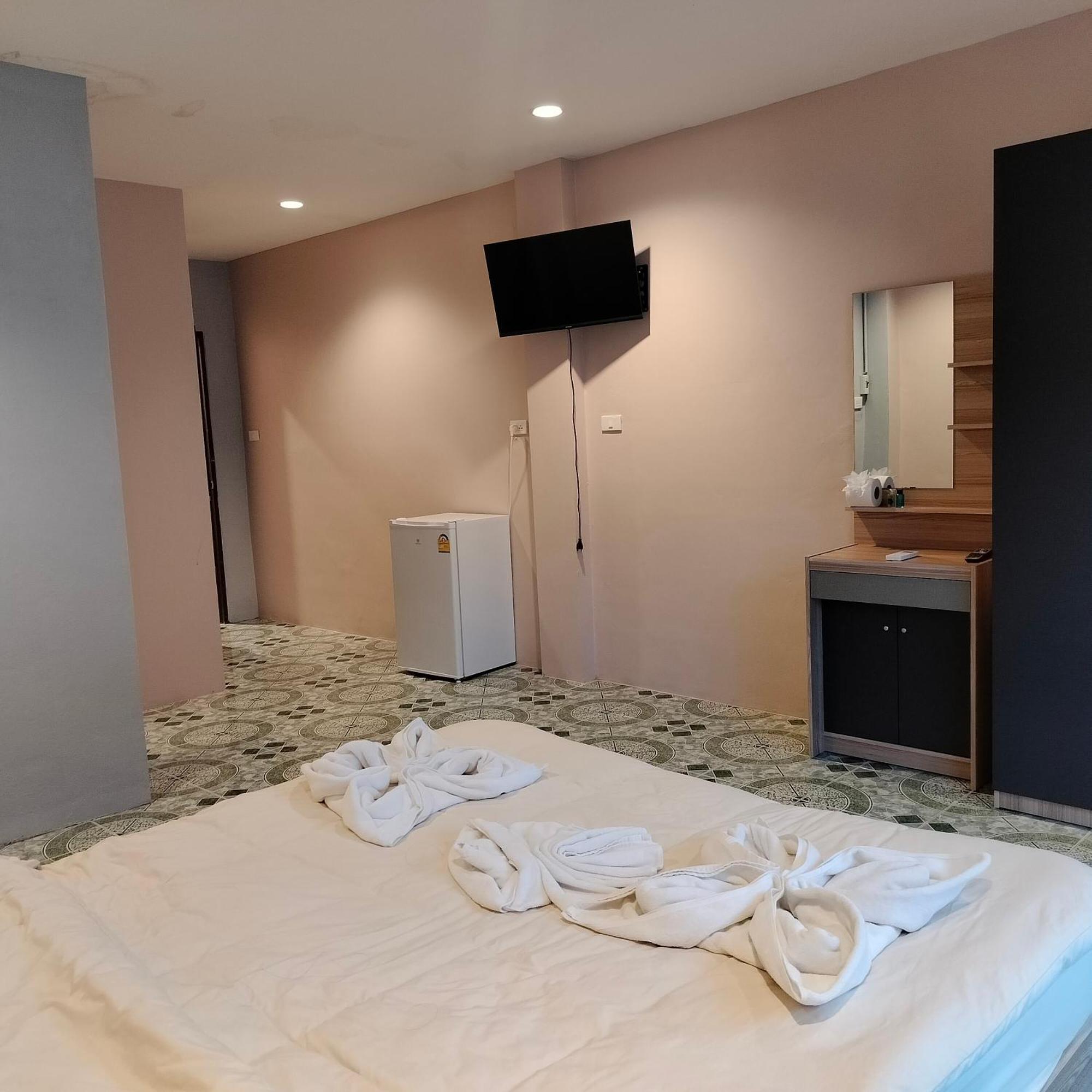 Taxim Residence Boutique Hotel Patong Kültér fotó